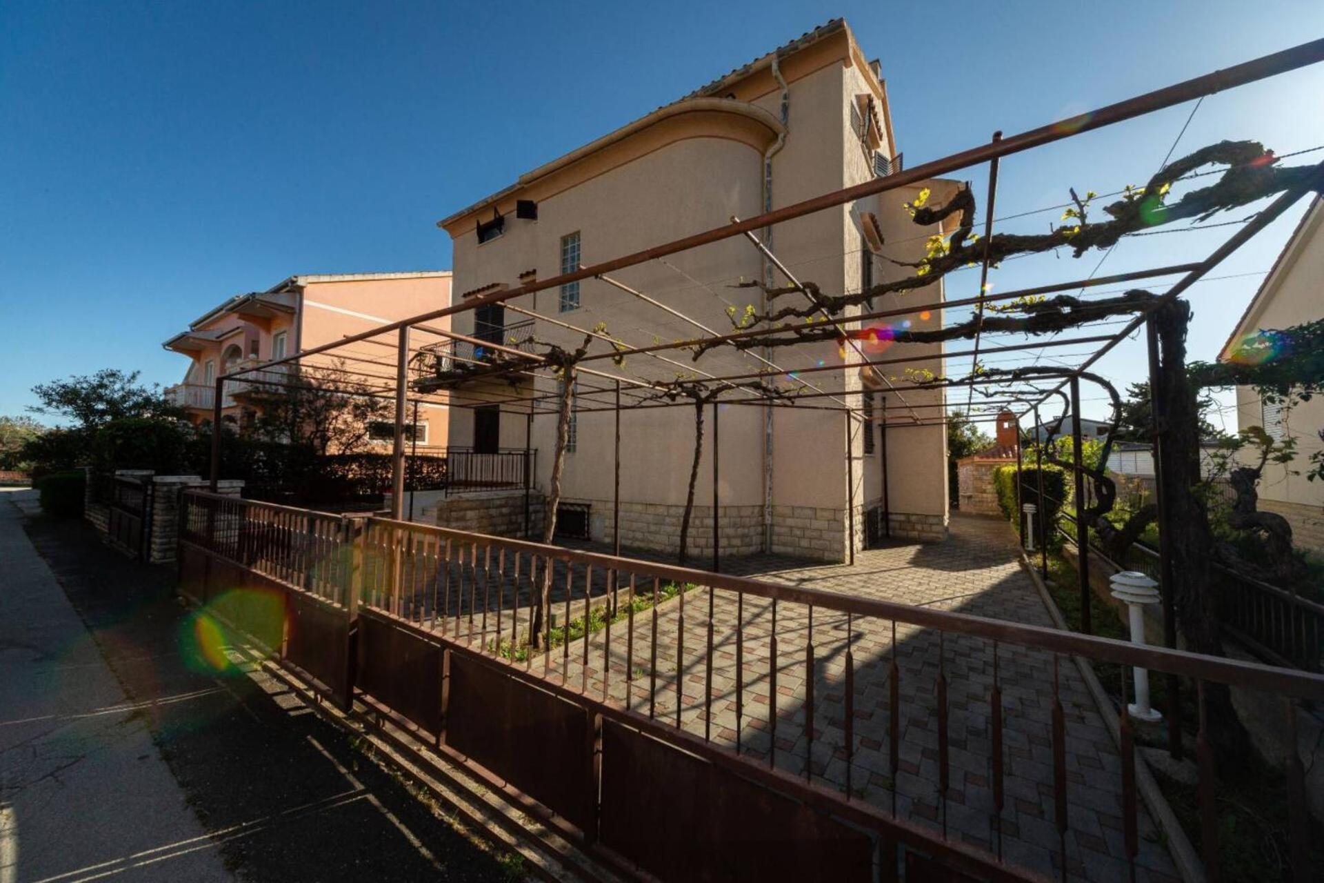Three Bedroom Apartment In Biograd Biograd Na Moru Extérieur photo