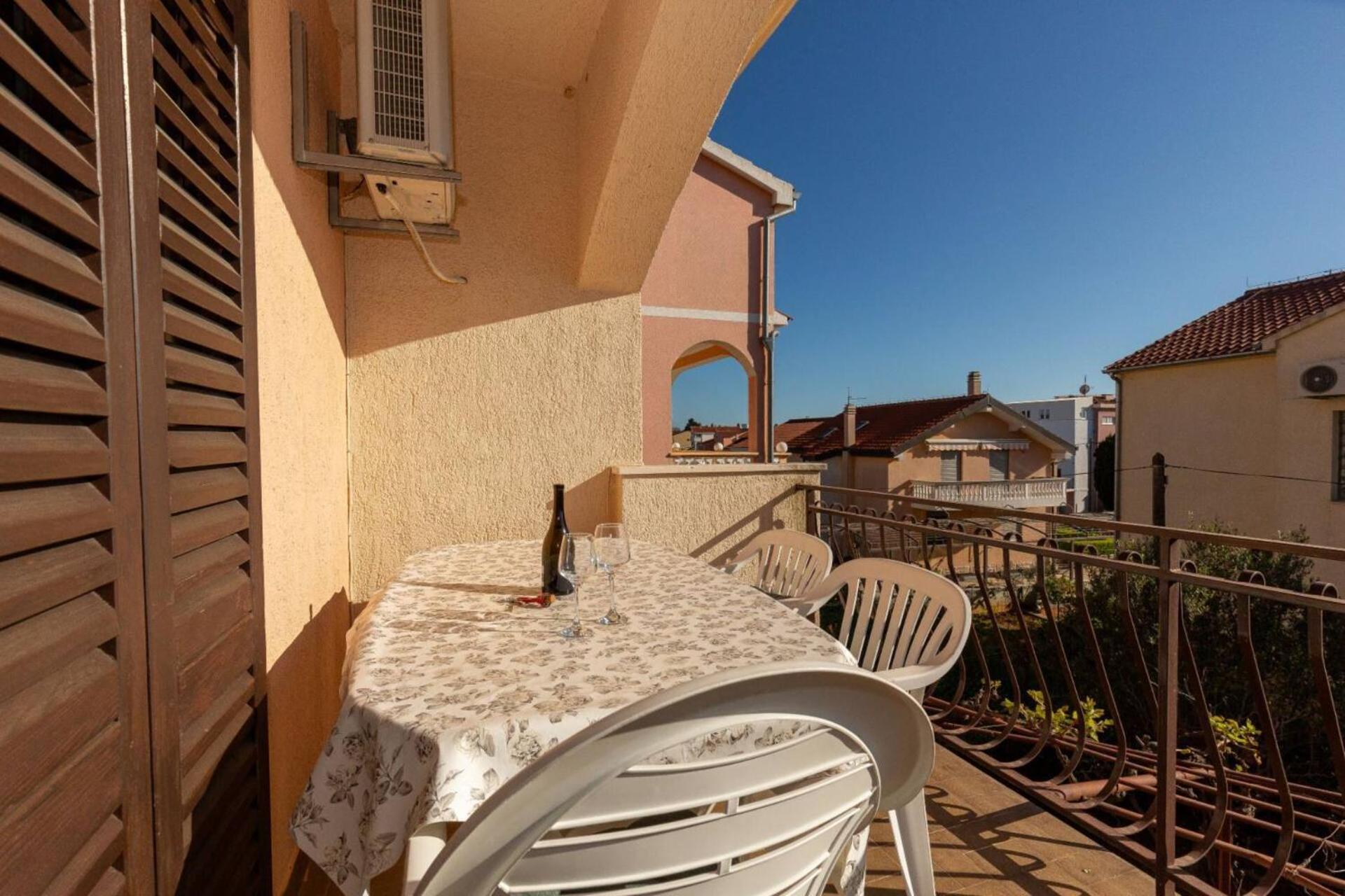Three Bedroom Apartment In Biograd Biograd Na Moru Extérieur photo