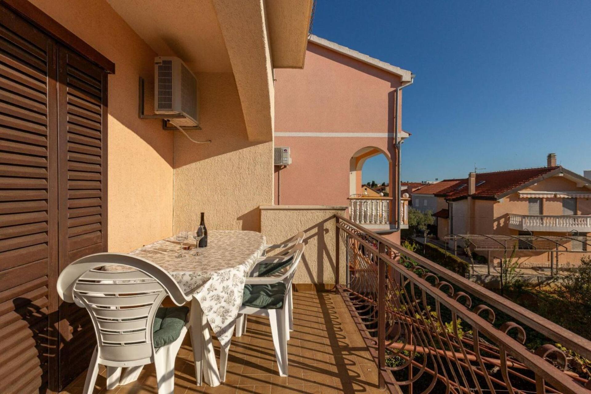 Three Bedroom Apartment In Biograd Biograd Na Moru Extérieur photo