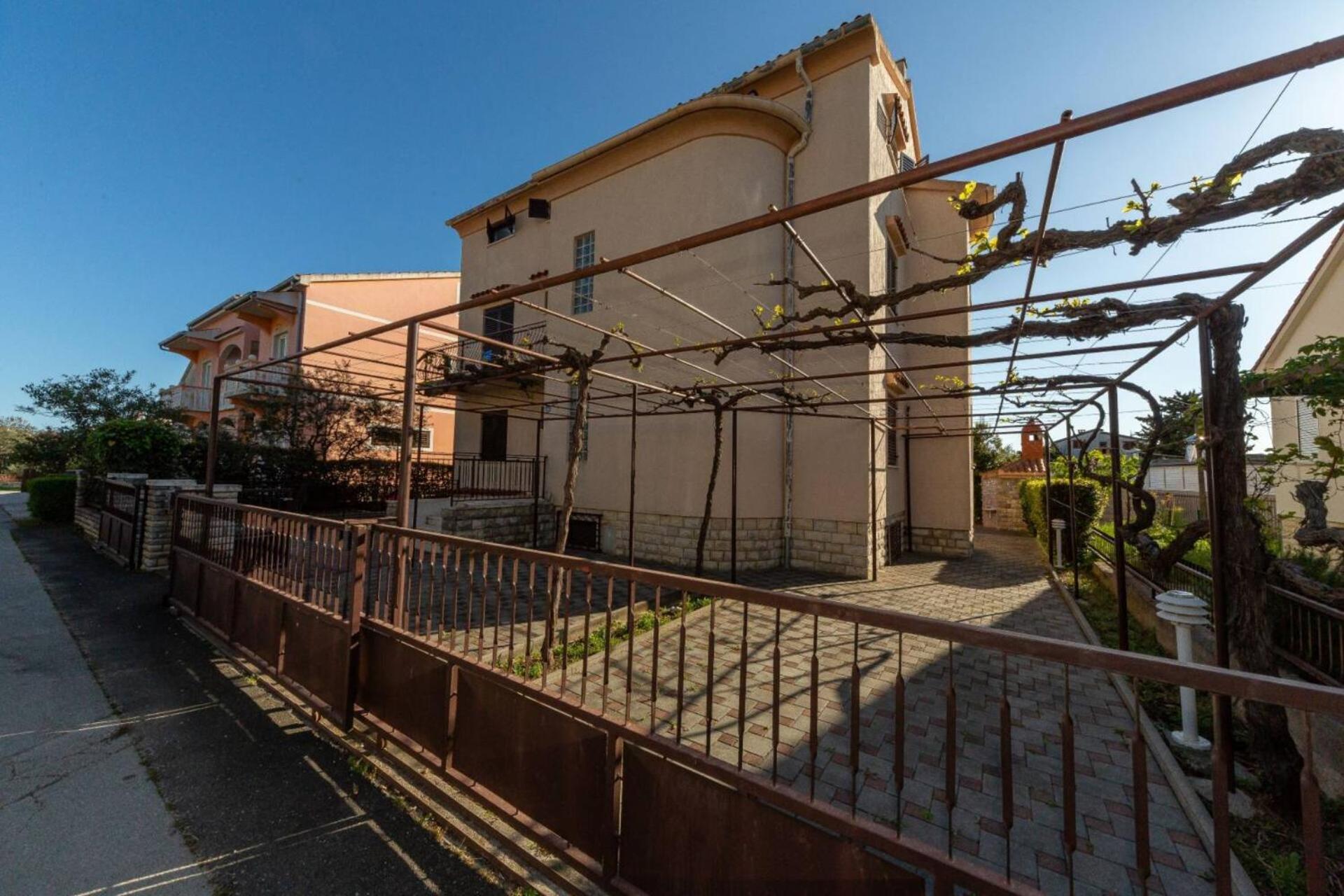 Three Bedroom Apartment In Biograd Biograd Na Moru Extérieur photo