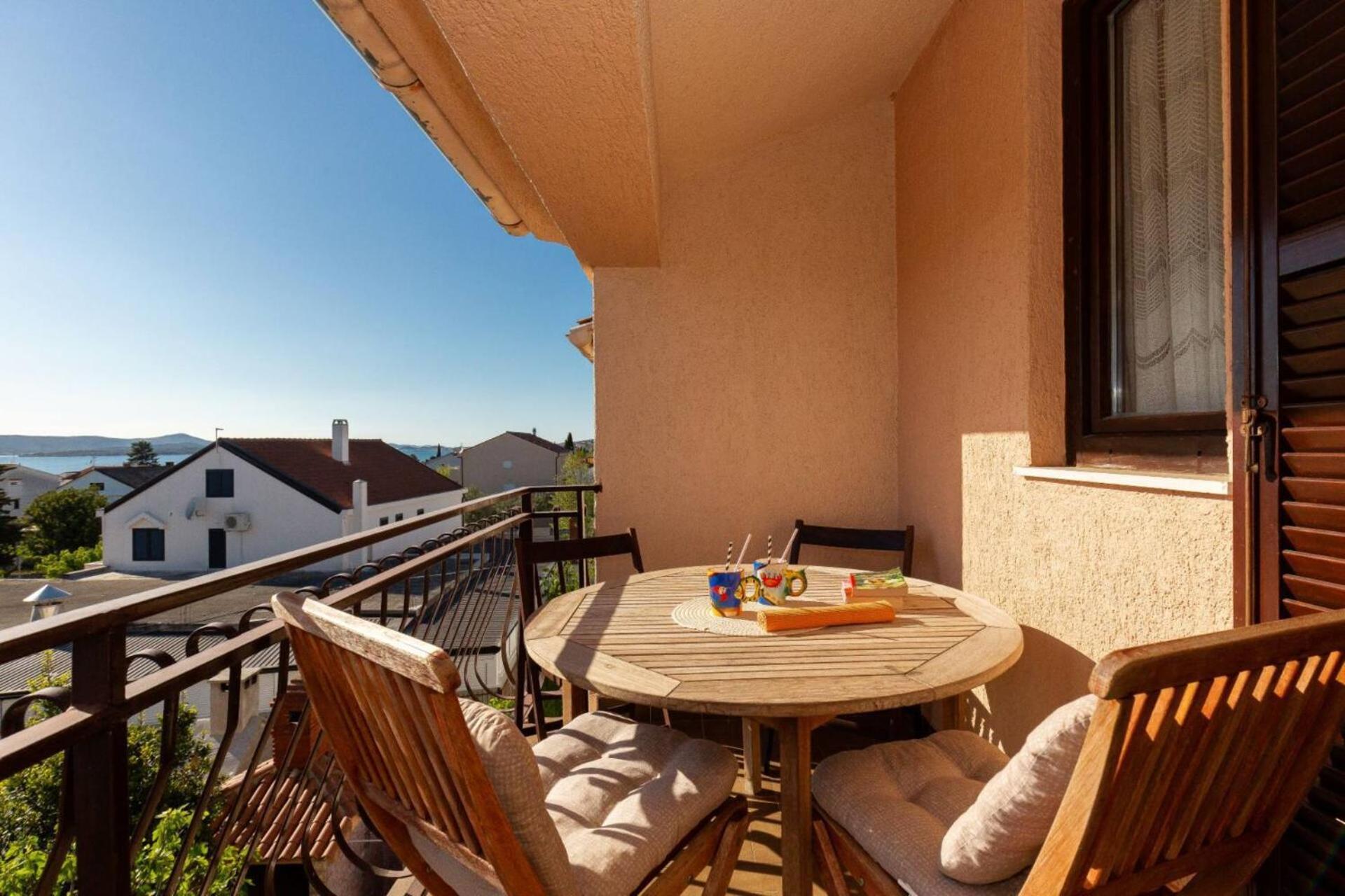 Three Bedroom Apartment In Biograd Biograd Na Moru Extérieur photo
