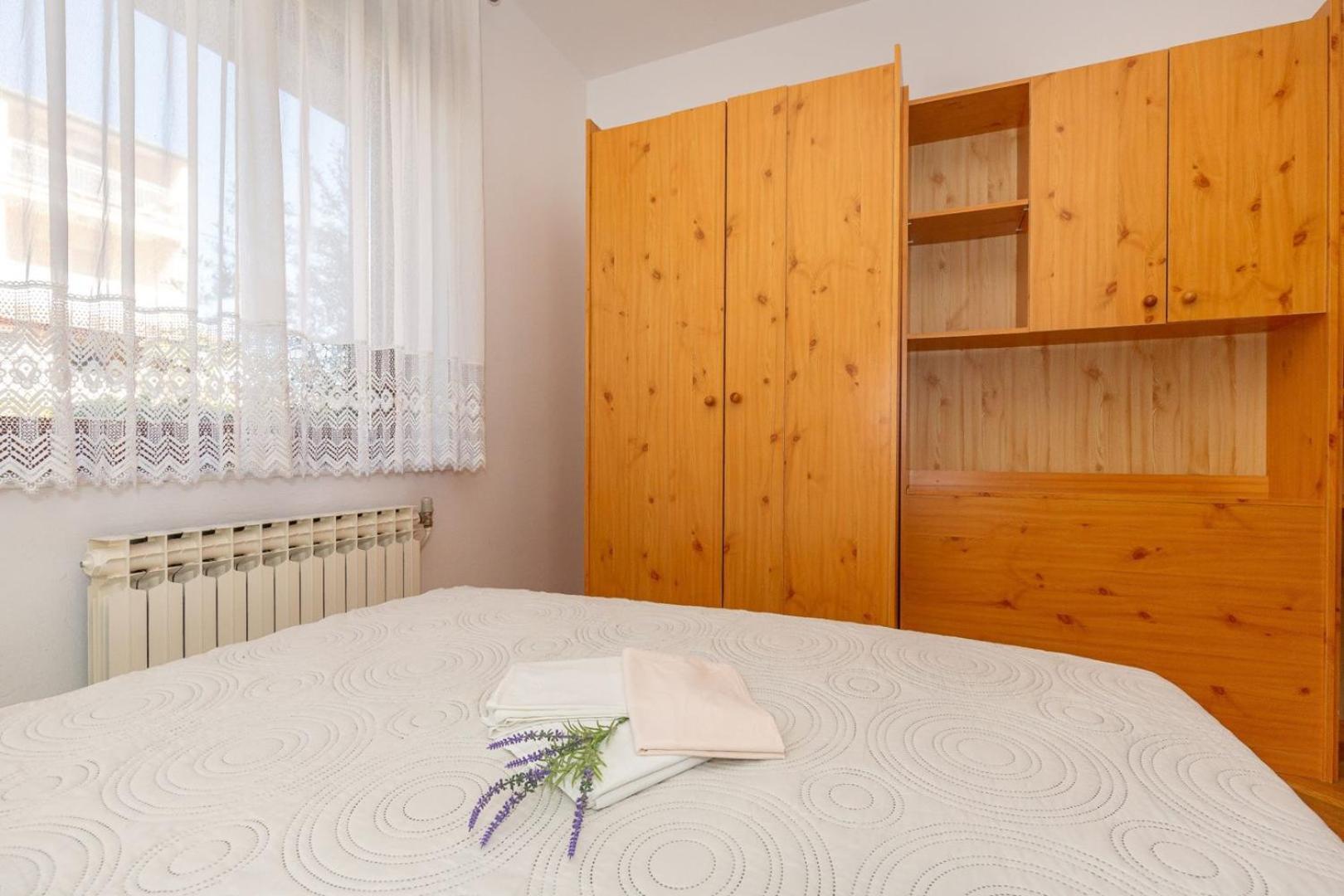 Three Bedroom Apartment In Biograd Biograd Na Moru Extérieur photo