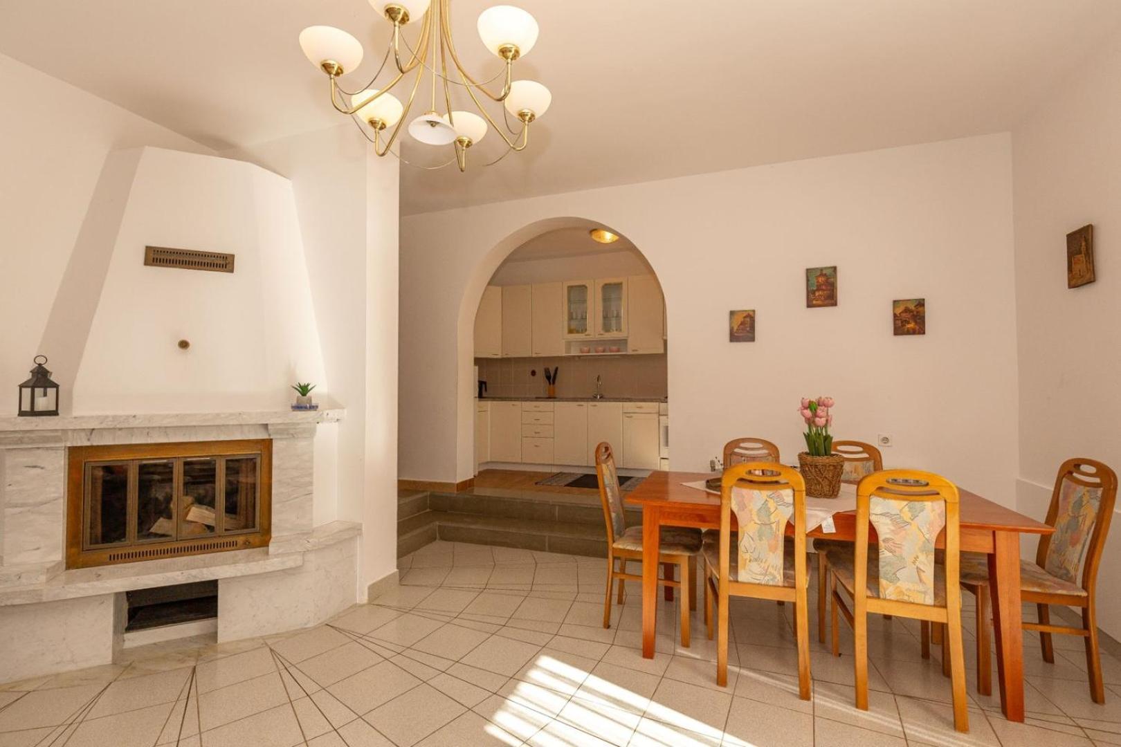 Three Bedroom Apartment In Biograd Biograd Na Moru Extérieur photo