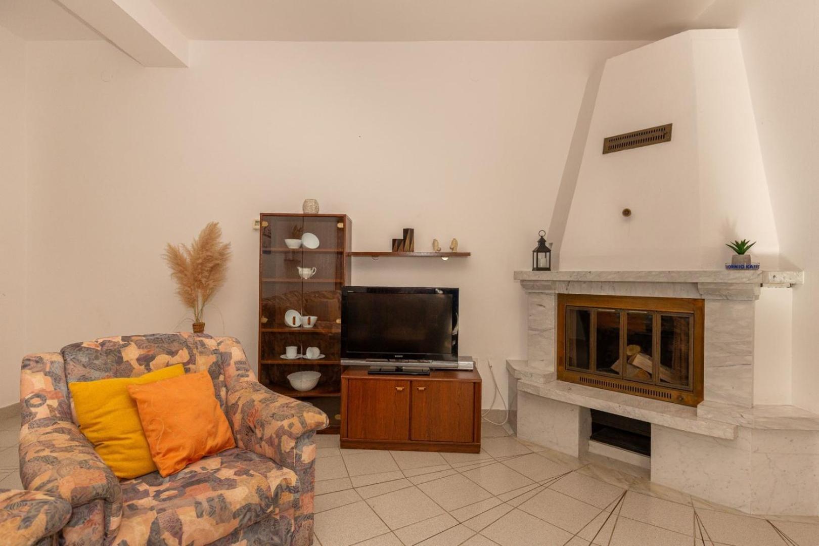 Three Bedroom Apartment In Biograd Biograd Na Moru Extérieur photo